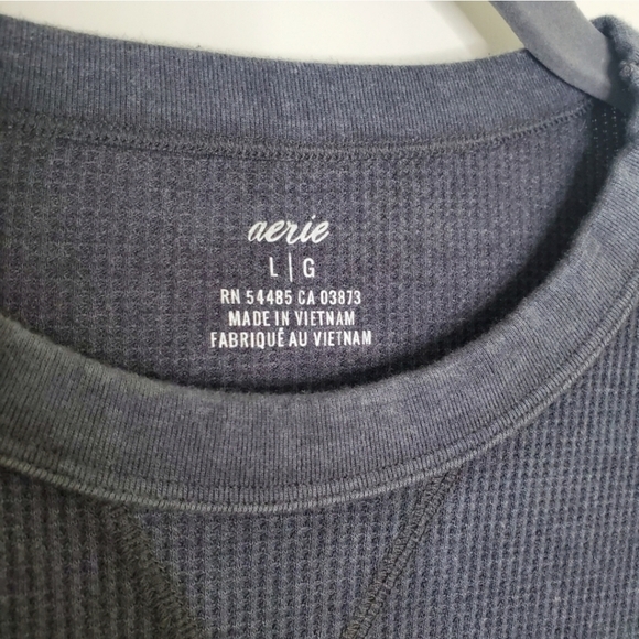Aerie Gray Waffle Knit Thermal Cropped Long Sleeve Top - Picture 6 of 7
